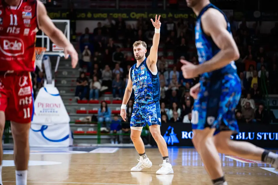 Copertina di Ruvo-Dinamo Sassari: anteprima e dove vederla in streaming