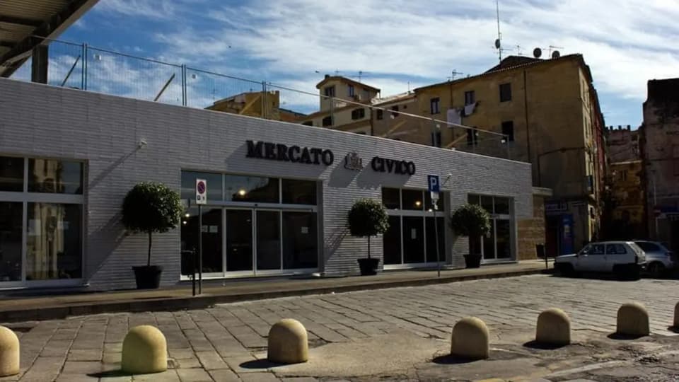 Copertina di Sassari punta su un nuovo polo del gusto: il piano per il Mercato Civico