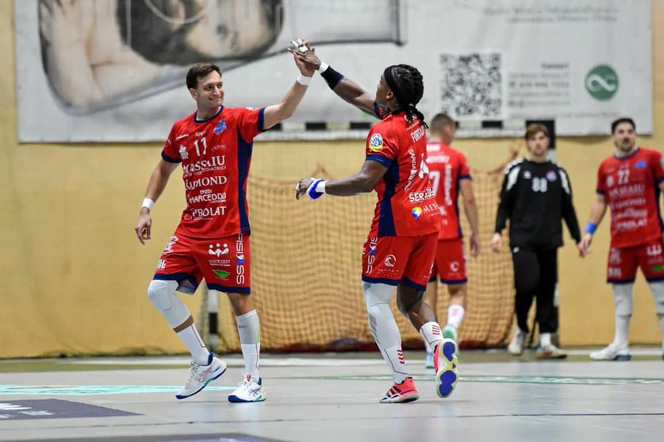 Copertina di La Raimond batte il Kastrioti 37-28 nell’andata di European Cup