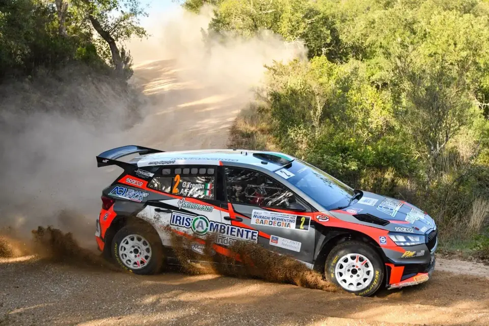Copertina di Rally dei Nuraghi, Porto Cervo Racing schiera otto equipaggi